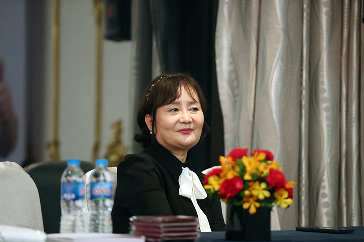 HLV Park Hang Seo bật khóc ở buổi tri ân cổ động viên Việt Nam - 5