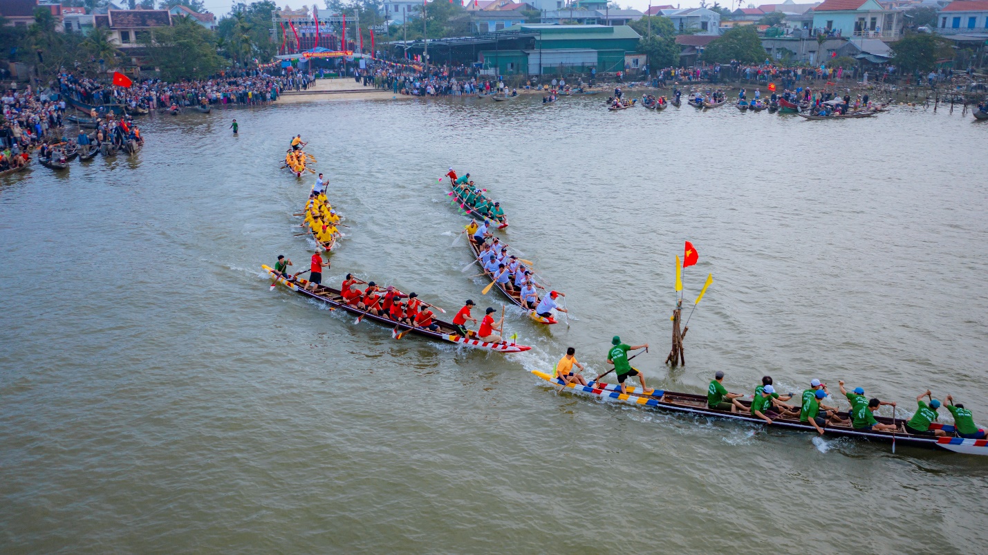 Về Thuận An xem đua ghe truyền thống - 6