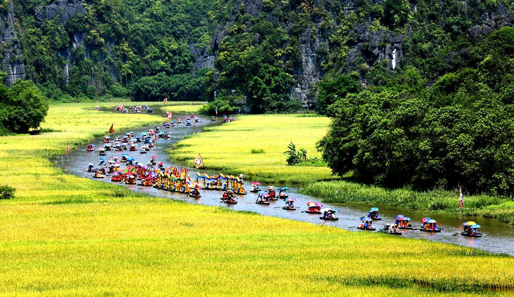 Du lịch xanh - Xu hướng phát triển bền vững của du lịch Việt Nam - 2