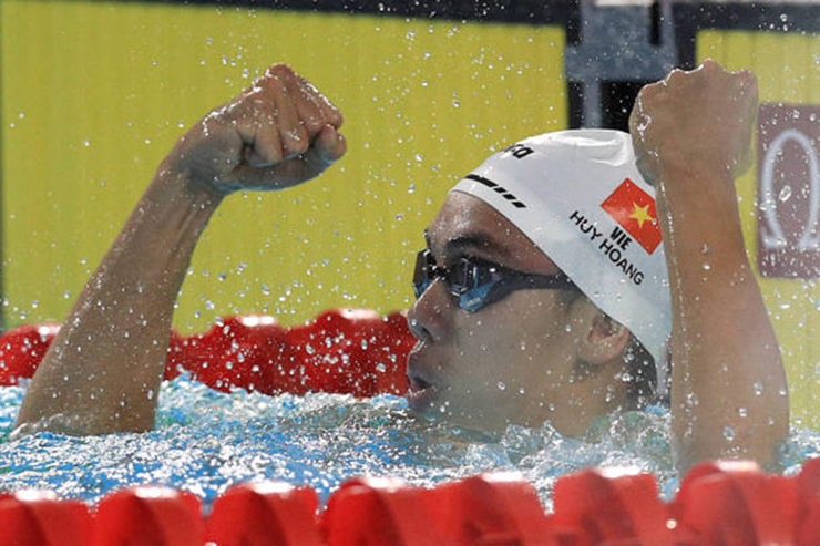 Dàn sao Olympic VN được treo thưởng triệu đô, huyền thoại Nguyễn Tiến Minh nói gì? - 1
