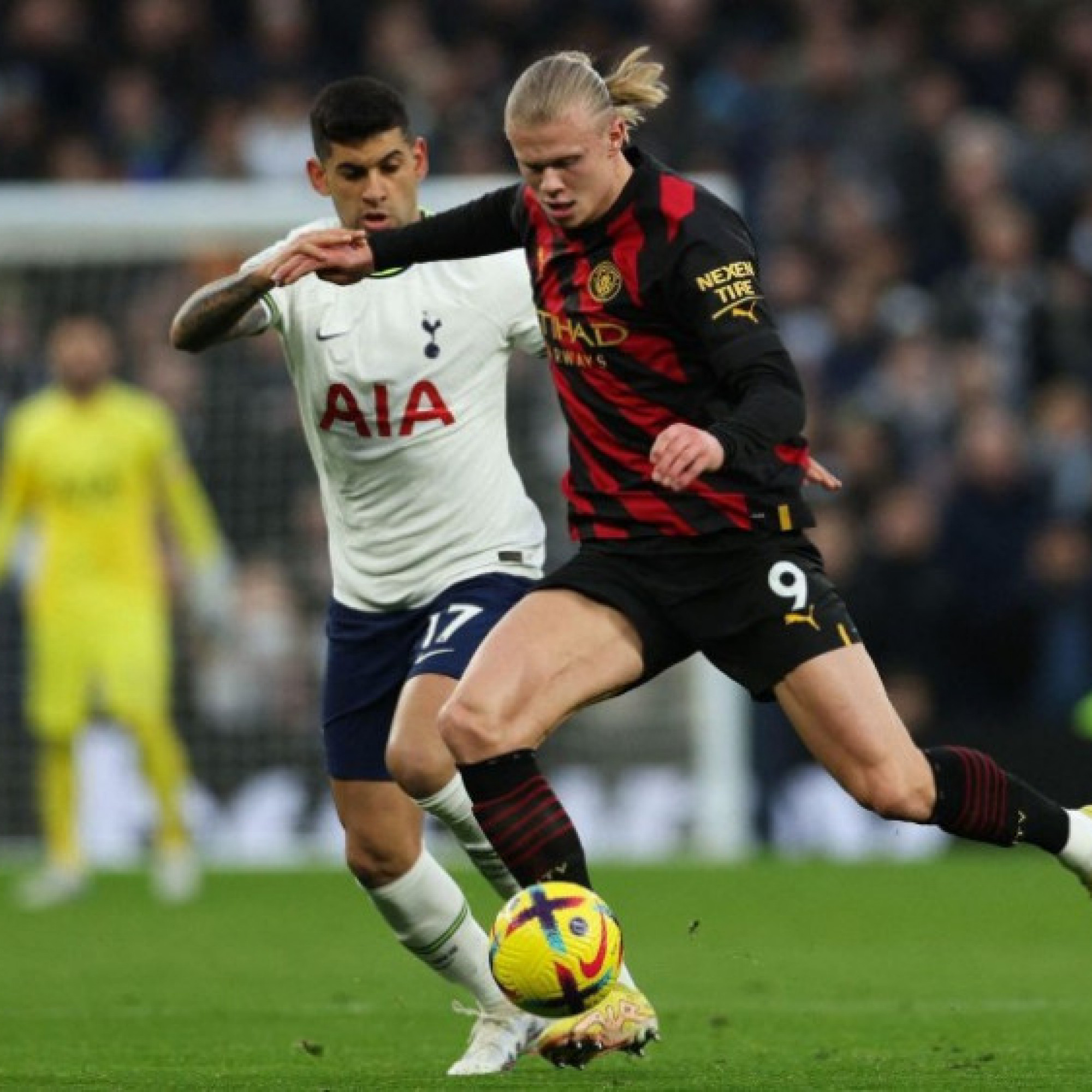  - Tường thuật bóng đá Tottenham - Man City: Romero nhận thẻ đỏ, chủ nhà chơi thiếu người (Ngoại hạng Anh)