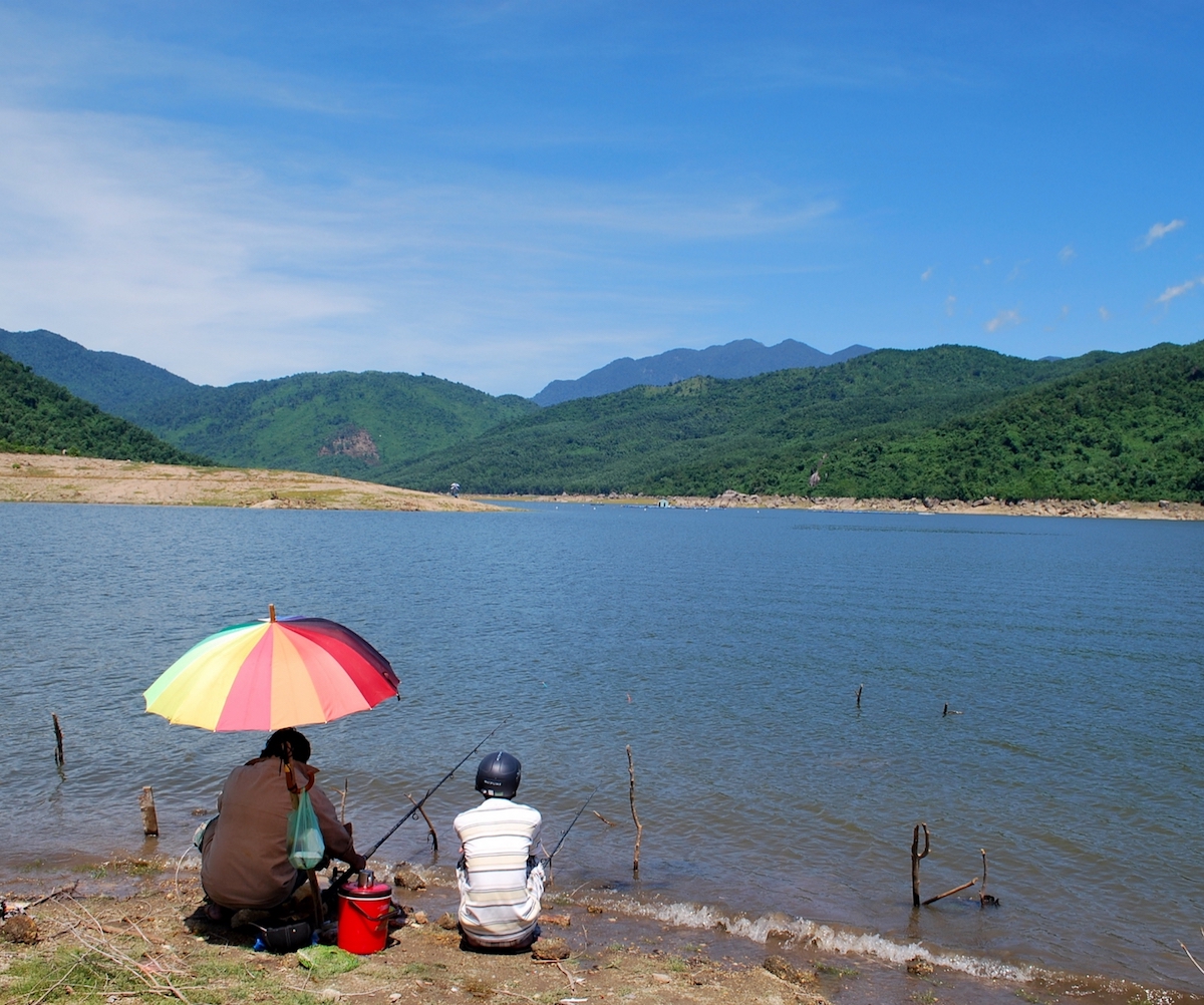 Hồ Đồng Xanh cảnh đẹp như tranh - 3