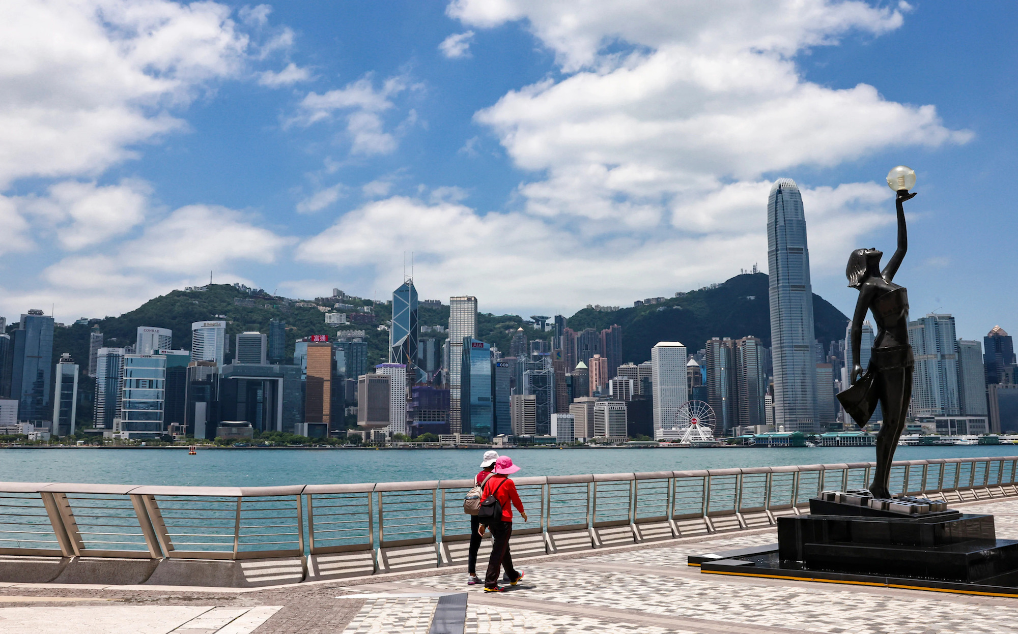 Hong Kong tặng 500.000 vé máy bay miễn phí cho khách du lịch - 3