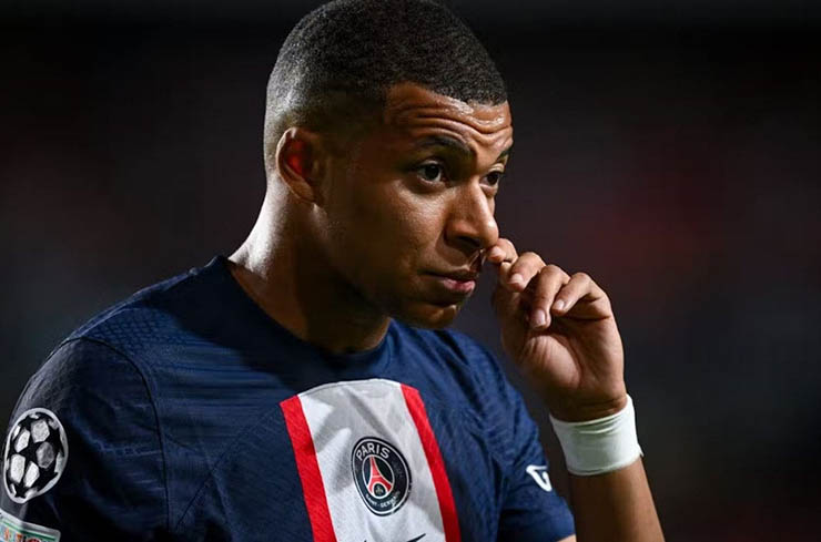 Mbappe ra yêu sách với PSG khi đấu Bayern Cúp C1, MU và Real Madrid mừng thầm - 1