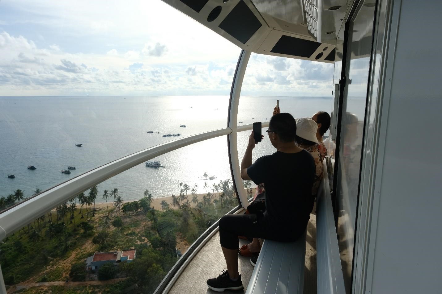 Valentine bùng nổ cảm xúc tại Sun World Phu Quoc, tại sao không? - 3