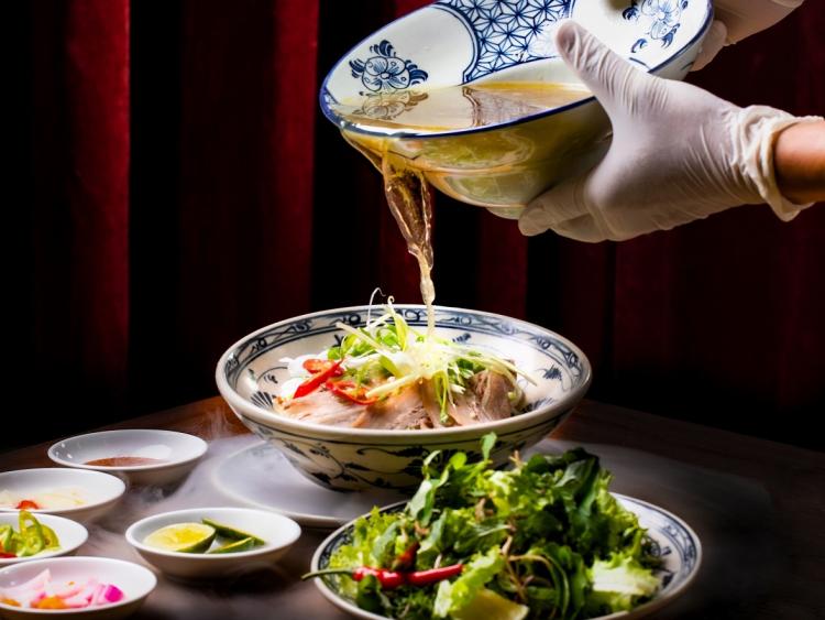 “Đáng lẽ ẩm thực Việt Nam có sao Michelin từ lâu rồi“