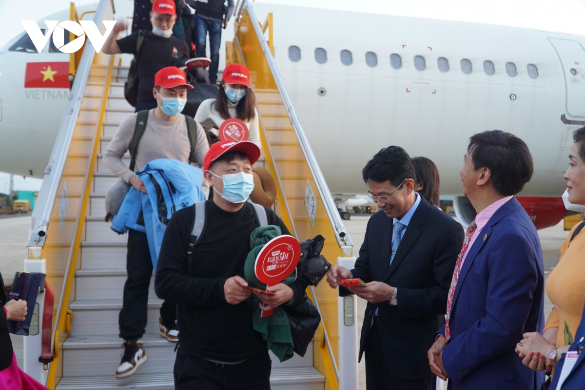 Nhiều doanh nghiệp ở Khánh Hòa tạm gác lại kế hoạch đón khách Trung Quốc - 1