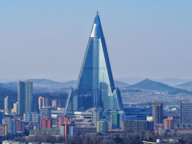 Bí ẩn về 'khách sạn diệt vong' không người ở cao nhất Triều Tiên