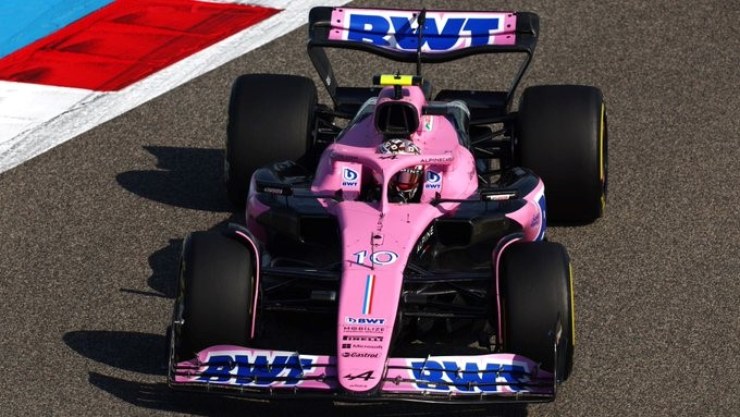Đua xe F1, chạy thử nghiệm Bahrain GP: Bất ngờ từ “lão tướng” Fernando Alonso và Aston Martin - 2
