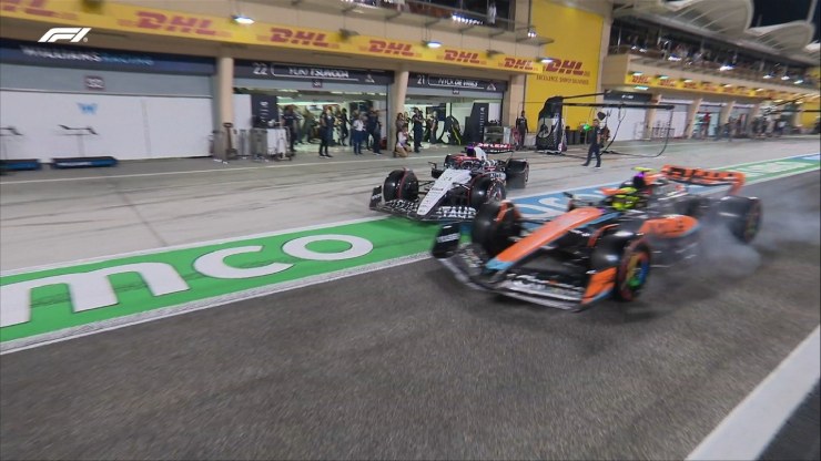 Đua xe F1, chạy thử nghiệm Bahrain GP: Bất ngờ từ “lão tướng” Fernando Alonso và Aston Martin - 4