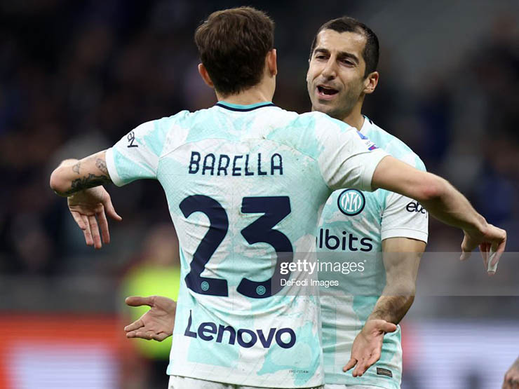 Kết quả bóng đá Inter Milan - Lecce: Tuyệt phẩm cựu sao MU, đòi lại ngôi nhì bảng (Serie A) - 2