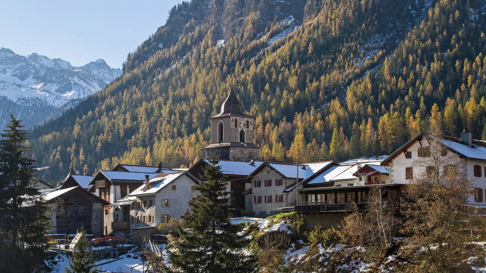 Một ngôi làng ở Thụy Sĩ cấm du khách chụp ảnh vì quá đẹp - 3