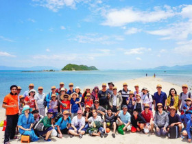  - TP.HCM: Nhiều đường tour 'kín chỗ' dịp lễ 30/4 và 1/5