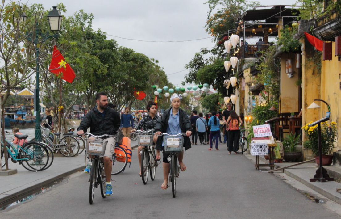 Báo Tây giới thiệu 10 địa chỉ du lịch đẹp nhất Việt Nam, bất ngờ Bình Thuận có 2 điểm đến được gọi tên - 9