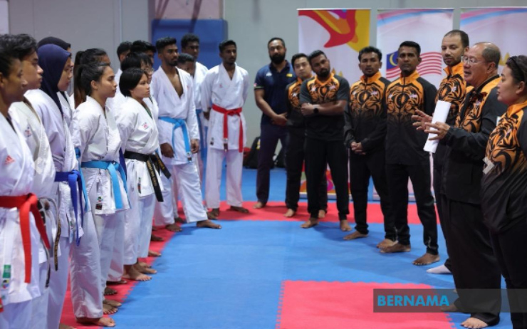 SEA Games 32: Bóng chuyền Indonesia bỏ qua &#34;Hoa khôi&#34;, Malaysia mơ ngôi đầu Karate - 1