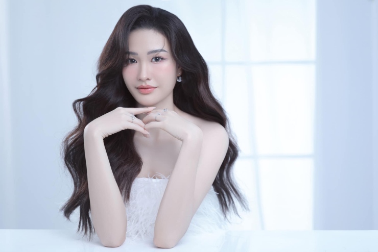 Hoa khôi Kim Thanh đẹp tựa nữ thần, Kim Huệ tâm sự với con gái xinh như Hoa hậu - 3