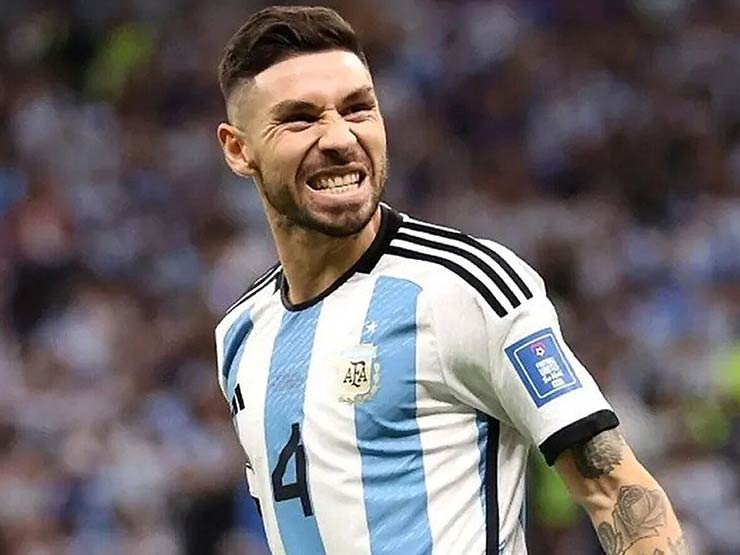 Tin mới nhất bóng đá tối 31/3: Sao Argentina xăm hình Messi lên người - 2