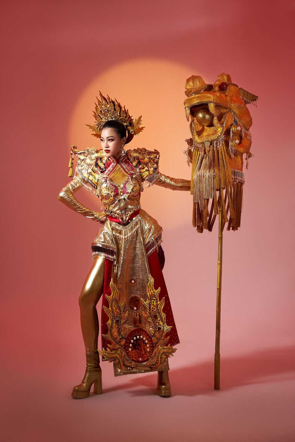 Hé lộ trang phục dân tộc của Đoàn Thu Thủy tại Miss Global 2023 - 1