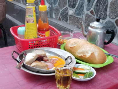 Ăn gì - Bánh mì Sài Gòn, miền ký ức về lòng hiếu khách và sẻ chia