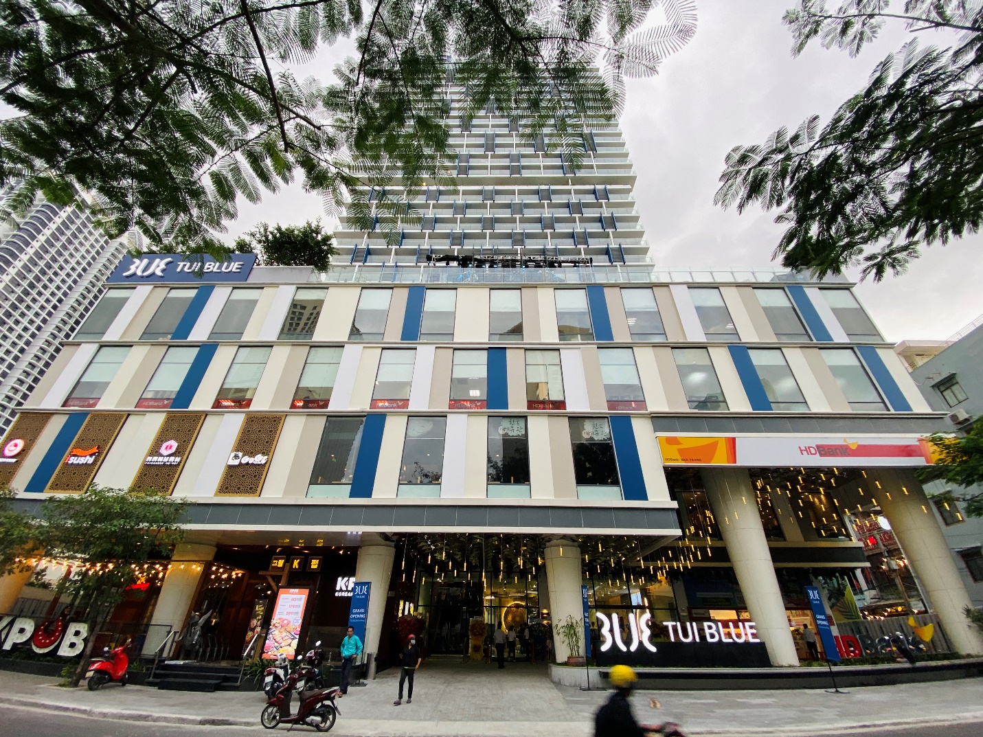 Khai trương khách sạn đầu tiên mang thương hiệu TUI BLUE tại Nha Trang - 1