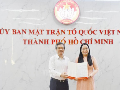 Chuyển động - Đón nhận nhiệm vụ mới, bà Nguyễn Thị Kim Thúy làm Phó Chủ tịch MTTQ TP.HCM