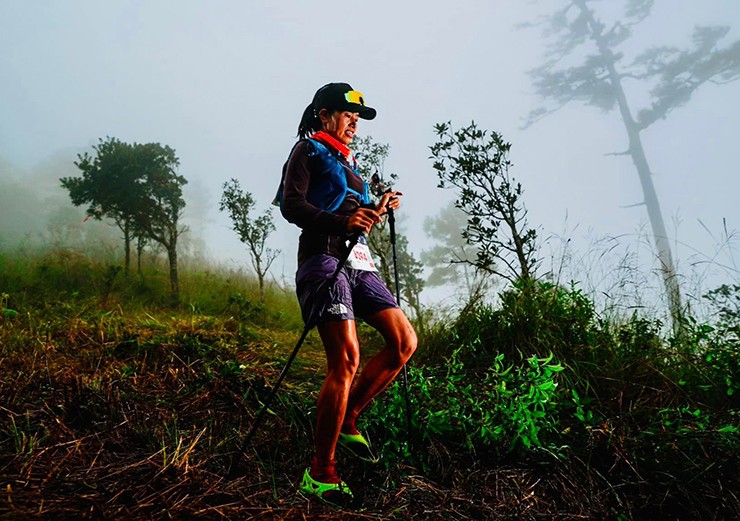 “Dị nhân” Lê Hằng chạy 42km đón Tết, quyết chinh phục giải địa hình lớn nhất thế giới - 1