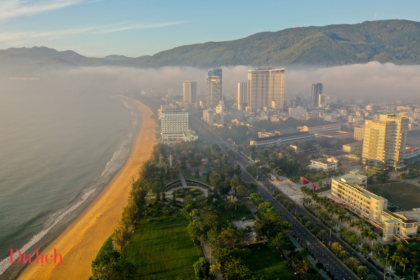 binh minh huyen ao o pho bien quy nhon - 11