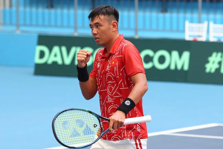 Lý Hoàng Nam có game đấu dài khó tin, thắng tay vợt Nam Phi ở play-off Davis Cup - 1