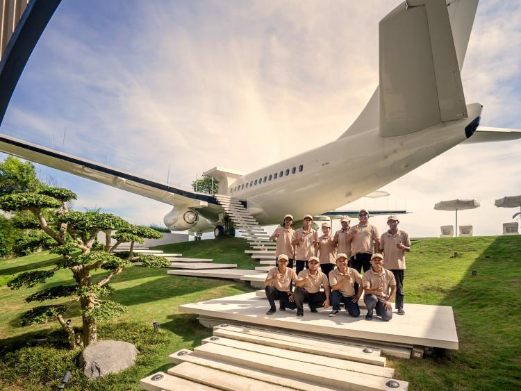 Biệt thự máy bay nghỉ dưỡng độc đáo ở Bali