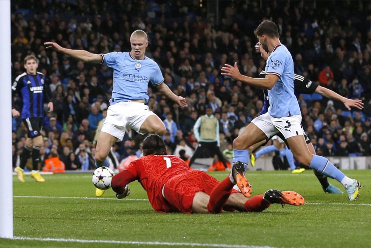 Tỷ lệ cược vòng 1/8 Cúp C1: Man City quá mạnh, Barcelona khổ chiến Napoli - 1