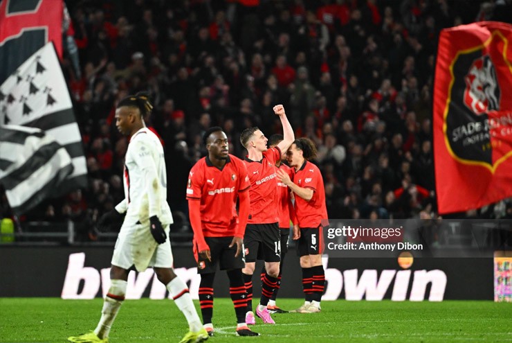 Kết quả bóng đá Rennes - AC Milan: Hat-trick đỉnh cao, thua đau vẫn đi tiếp (Europa League) - 1