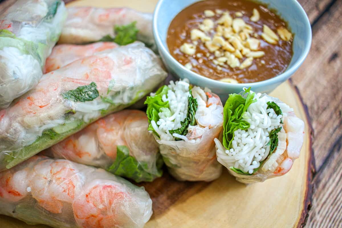 Chả giò, gỏi cuốn, bánh xèo xuất hiện trong 100 món ăn nhẹ ngon nhất châu Á - 3