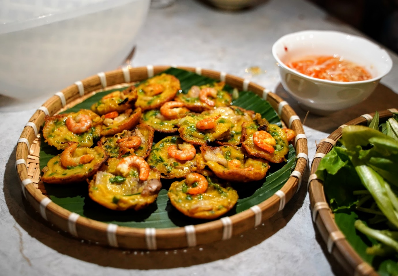 Chả giò, gỏi cuốn, bánh xèo xuất hiện trong 100 món ăn nhẹ ngon nhất châu Á - 6