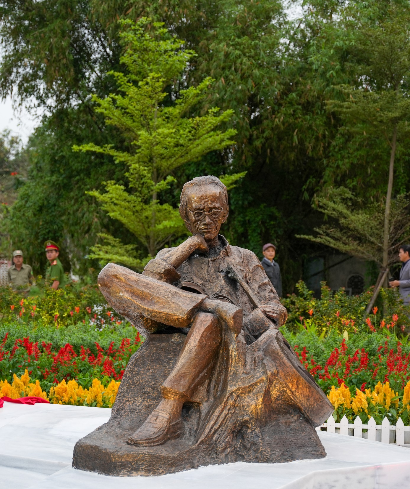 Công viên Trịnh Công Sơn - Điểm dừng chân của những người yêu nhạc Trịnh - 2