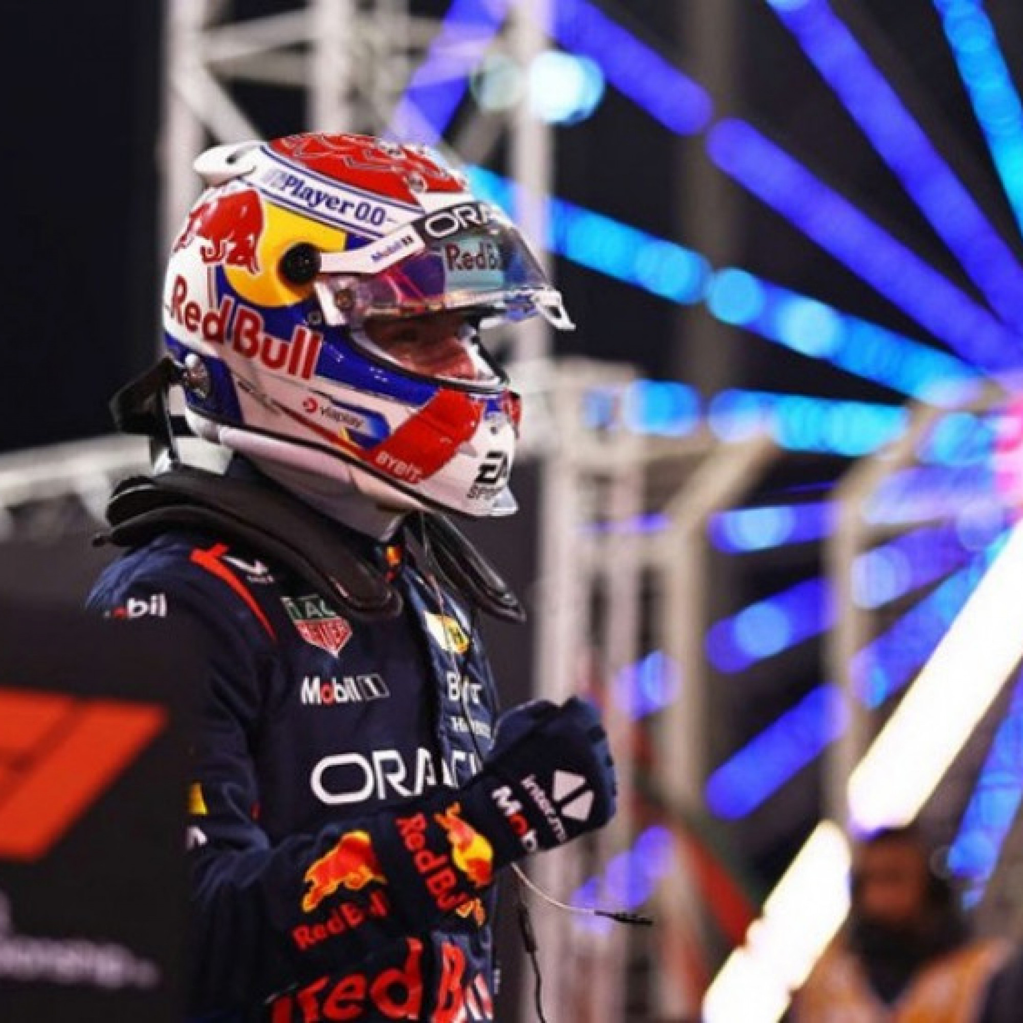  - Đua xe F1, Bahrain GP: Verstappen đánh bại Leclerc giành pole mở màn mùa giải