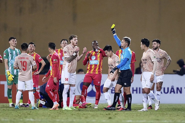 Tin mới nhất bóng đá tối 2/3: Declan Rice không bị áp lực vì mức phí 105 triệu bảng - 1