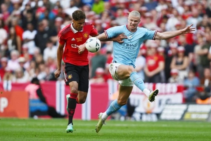 Dự đoán phạt góc, thẻ phạt Man City – MU: Dễ có "mưa thẻ", phạt góc khó hơn - 1