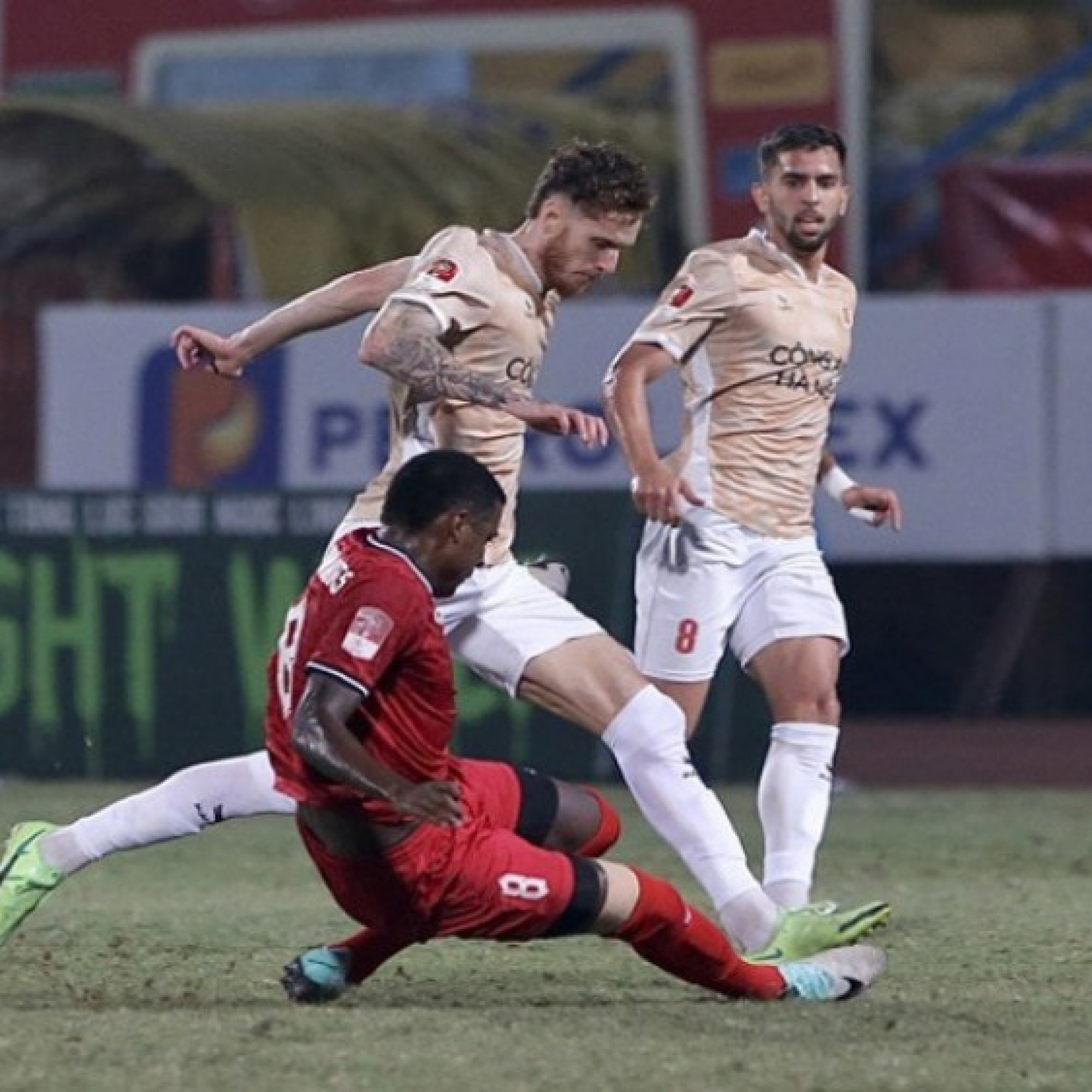  - Video bóng đá Công an Hà Nội - Hà Tĩnh: Penalty mở điểm, siêu phẩm Quang Hải phút 90+1 (V-League)