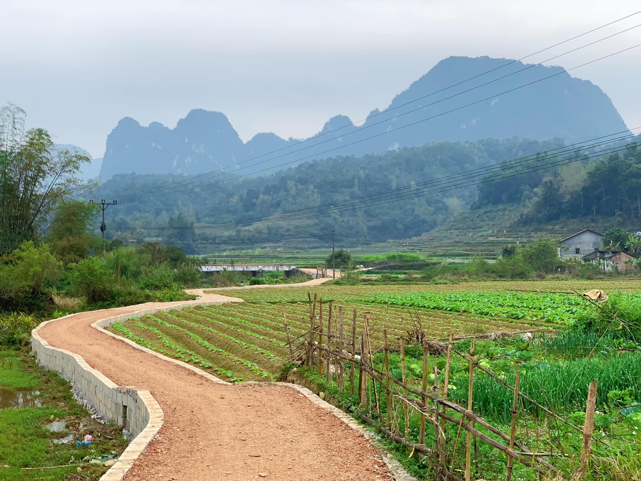 Lắng đọng tâm hồn trước cảnh đẹp ở mảnh đất Cao Bằng - 14