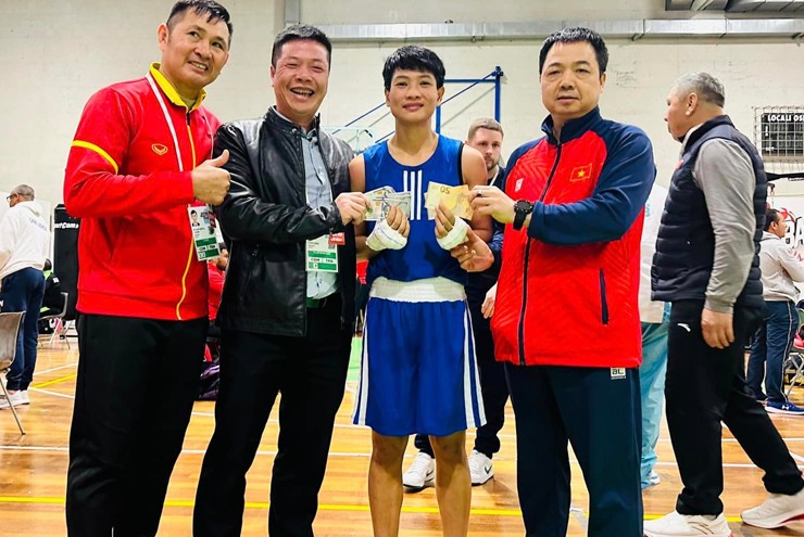 Võ sĩ Kim Ánh viết tiếp lịch sử boxing Việt Nam, ngoạn mục giành suất dự Olympic 2024 - 1