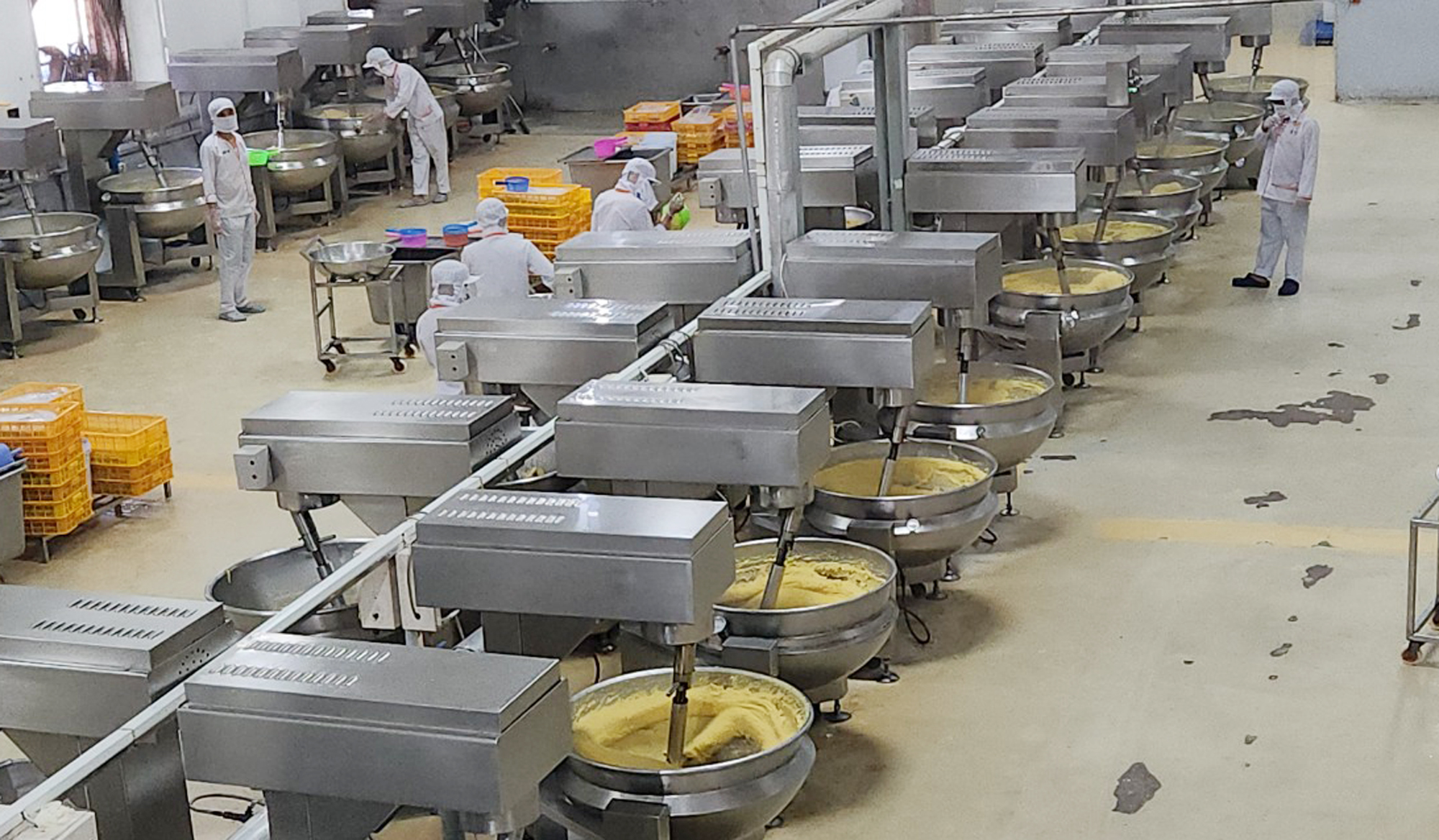 Đoàn doanh nghiệp Trung Quốc thăm xưởng sản xuất bánh pía nổi tiếng ở Sóc Trăng - 3