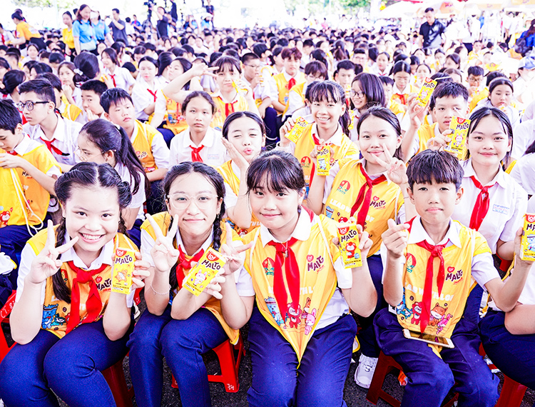 Hàng triệu học sinh toàn quốc tham gia bước nhảy ‘Khi nào mình lớn’
