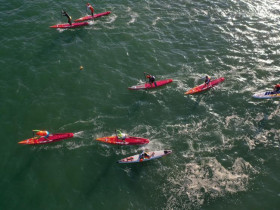 Thể thao - Sôi động đua thuyền Sup trên biển Quy Nhơn