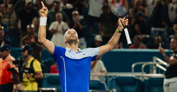 Dimitrov trở lại top 10 thế giới, làm "sống dậy" vũ khí đỉnh cao thời Federer - 1
