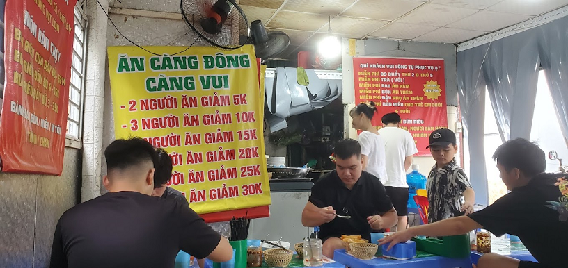 Bún riêu Thóc Cầu Giấy: Từ những bát bún bình thường trở thành hiện tượng Tiktok - 3