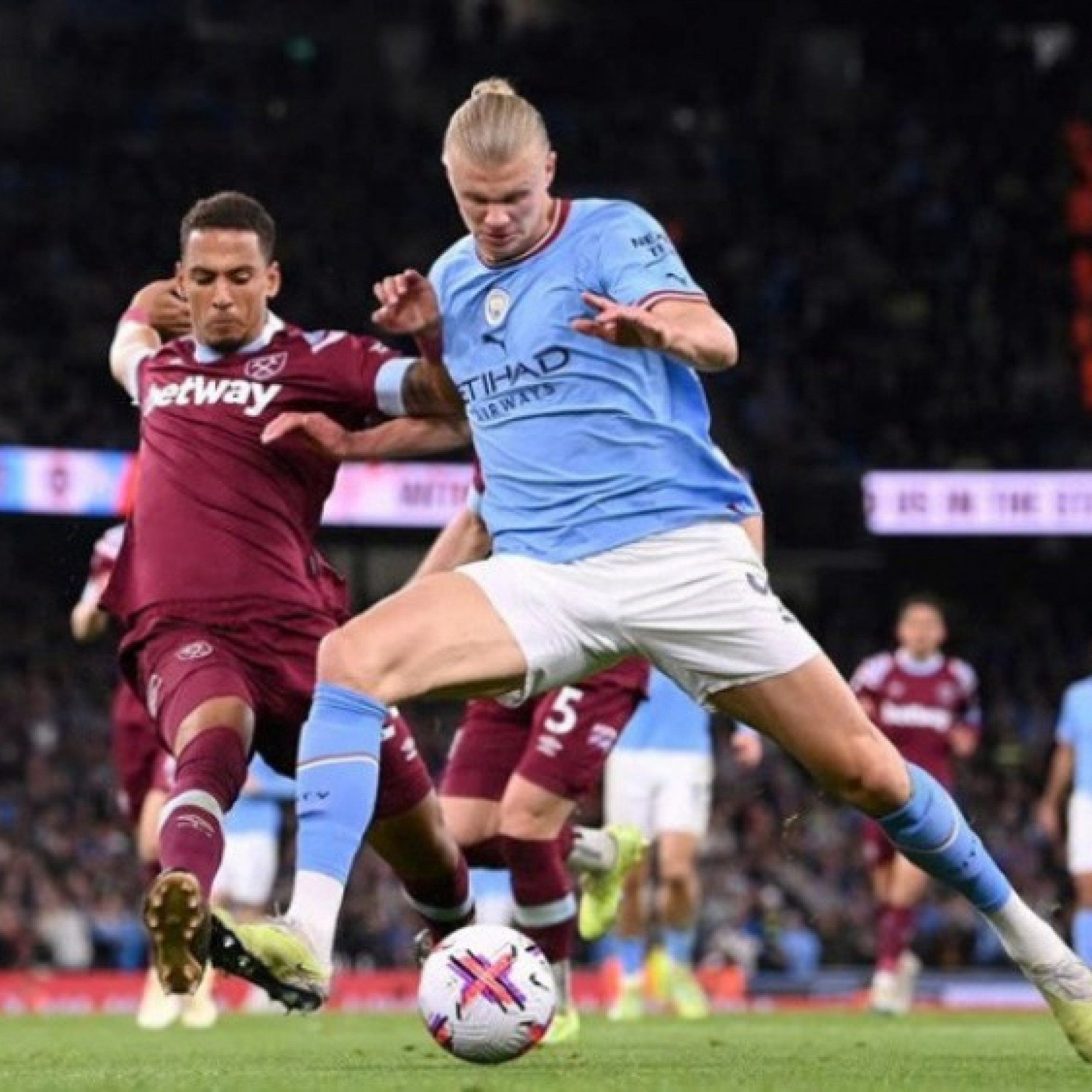  - Trực tiếp bóng đá Man City - West Ham: Tiếp đà hồi sinh (Ngoại hạng Anh)