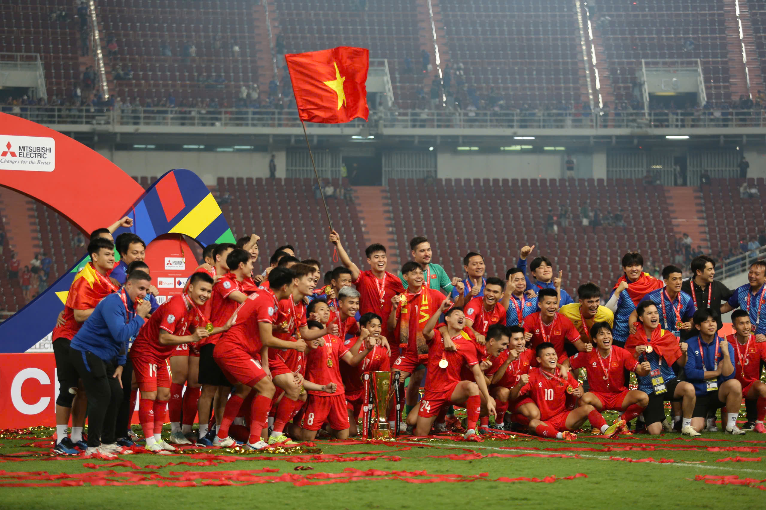 Tuyển Việt Nam nhận "mưa tiền thưởng" khi vô địch ASEAN Cup 2024 - 2