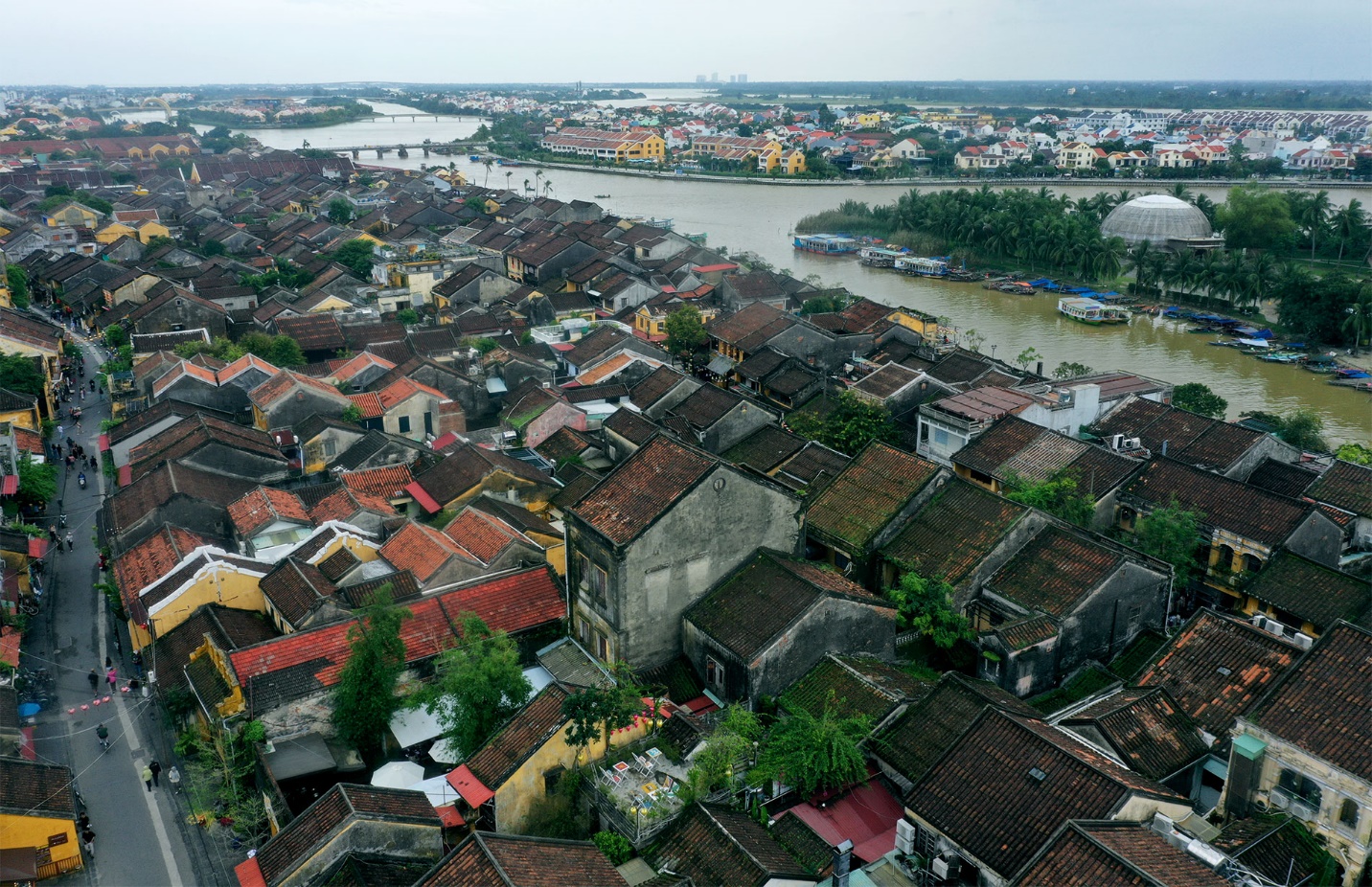 nam 2024, hon 8 trieu luot du khach den tham quan quang nam - 2