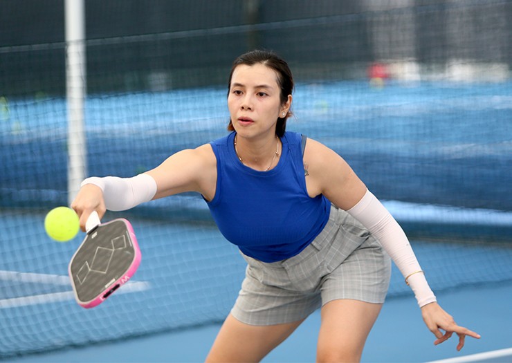 Dàn người đẹp lai Tây lần đầu ra sân, gây ấn tượng giải pickleball ở TP.HCM - 13