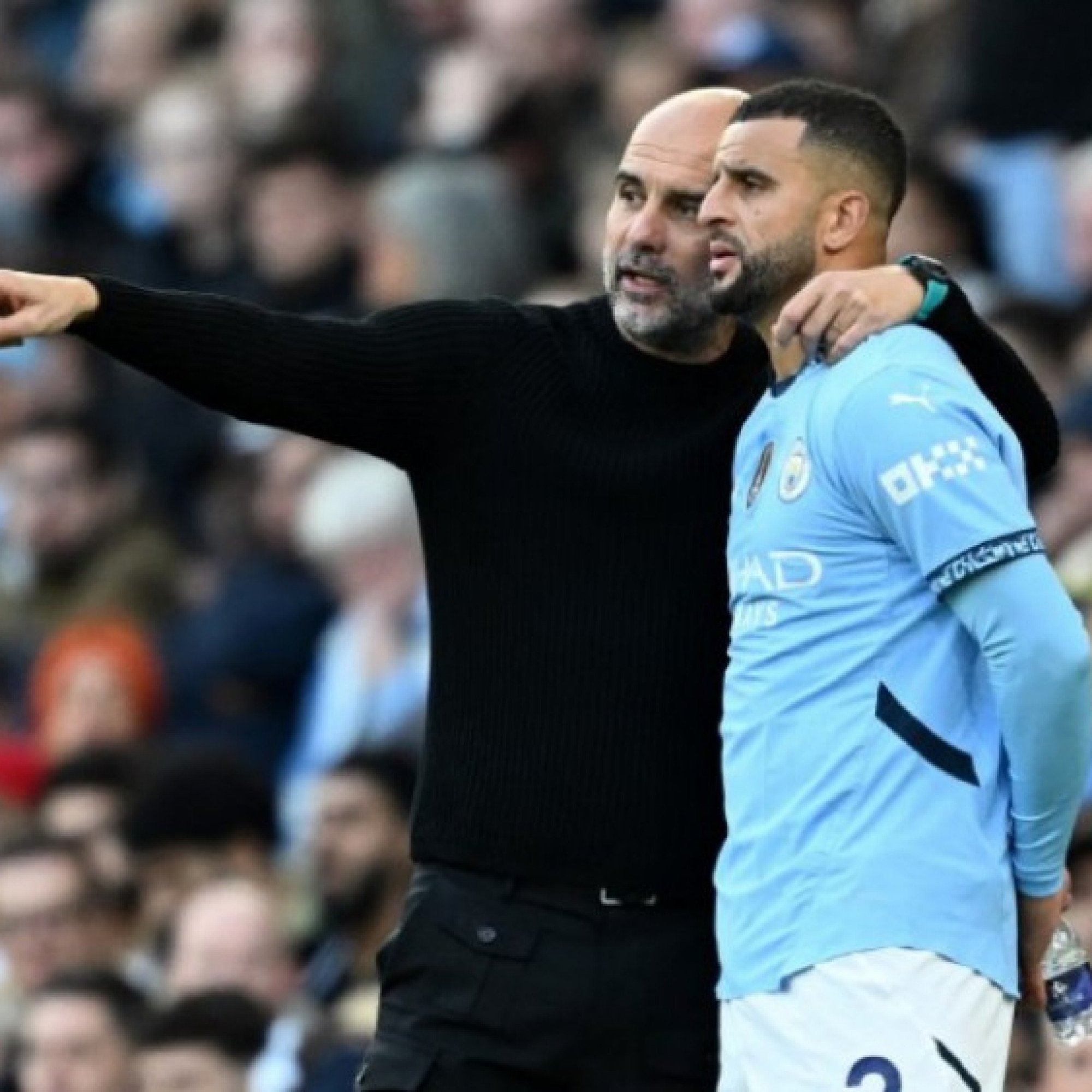  - HLV Guardiola báo tin dữ dù Man City đại thắng 8-0, đội trưởng Walker đòi đi